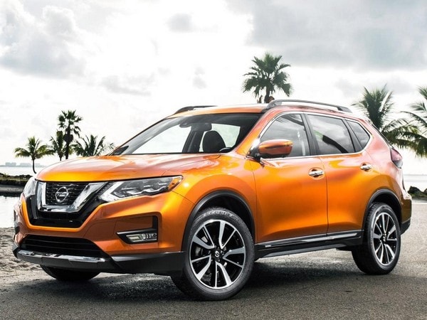 10 2017 Nissan Rogue Sl