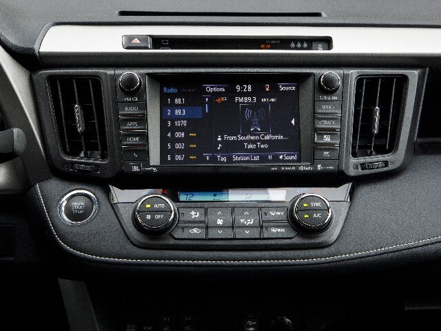 10 2017 Toyota Rav4 Comparo