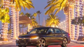 10-2018-Honda-Accord-Touring-Exterior-KBB.jpg