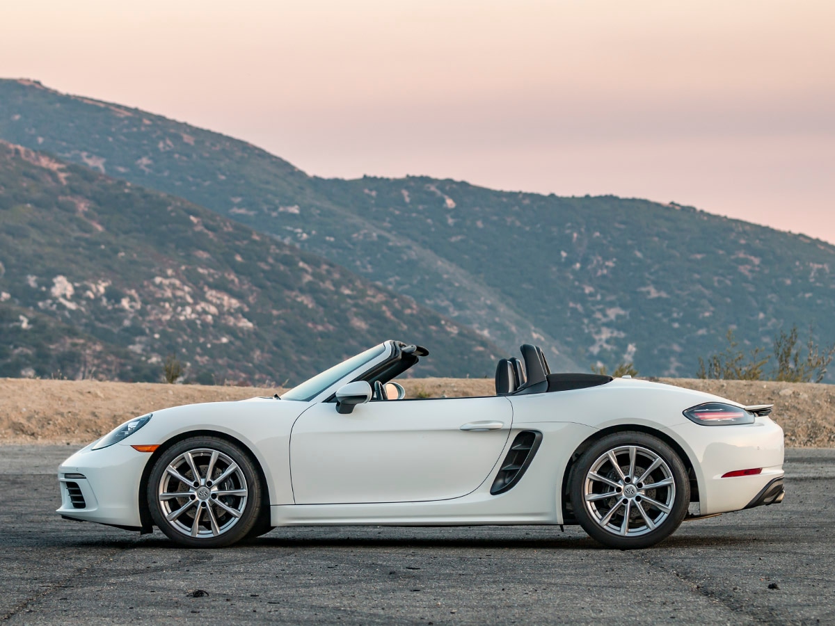 10 2018 Porsche 718 Boxster Exterior KBB
