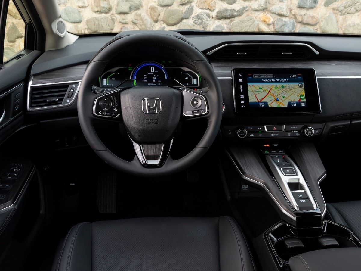 10-2019-honda-clarity-phev-bb-kbb-1