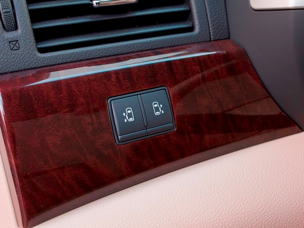11 2015 Nissan Quest