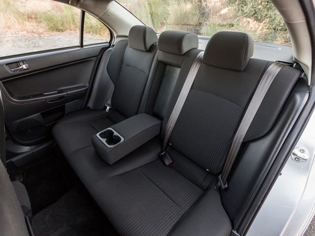 11 2017 Mitsubishi Lancer