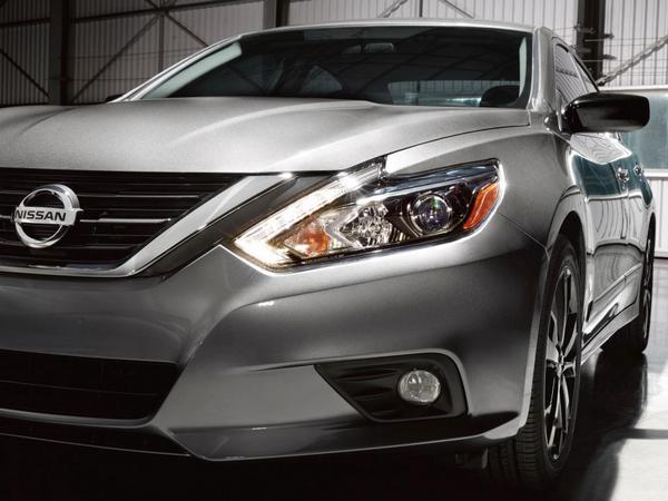 11 2017 Nissan Altima Sr Midnight Edition