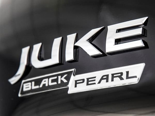 11 2017 Nissan Juke Black Pearl Edition