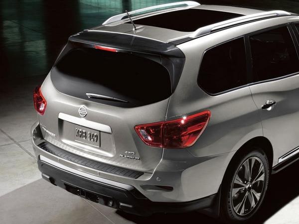 11 2017 Nissan Pathfinder Platinum Midnight Edition