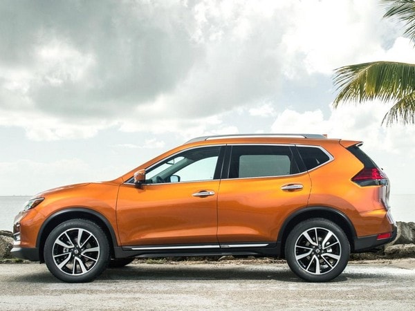 11 2017 Nissan Rogue Sl