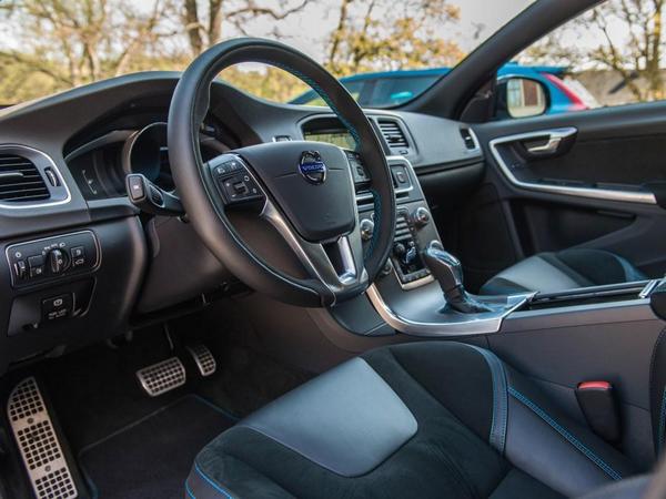 11 2017 Volvo S60 And V60 Polestar