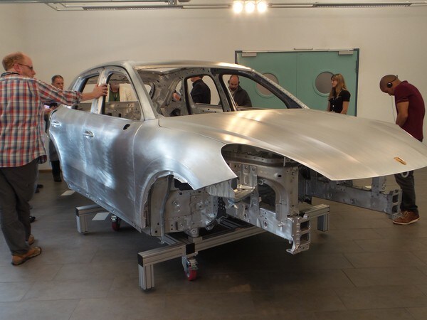 11 2019 Porsche Cayenne Preview