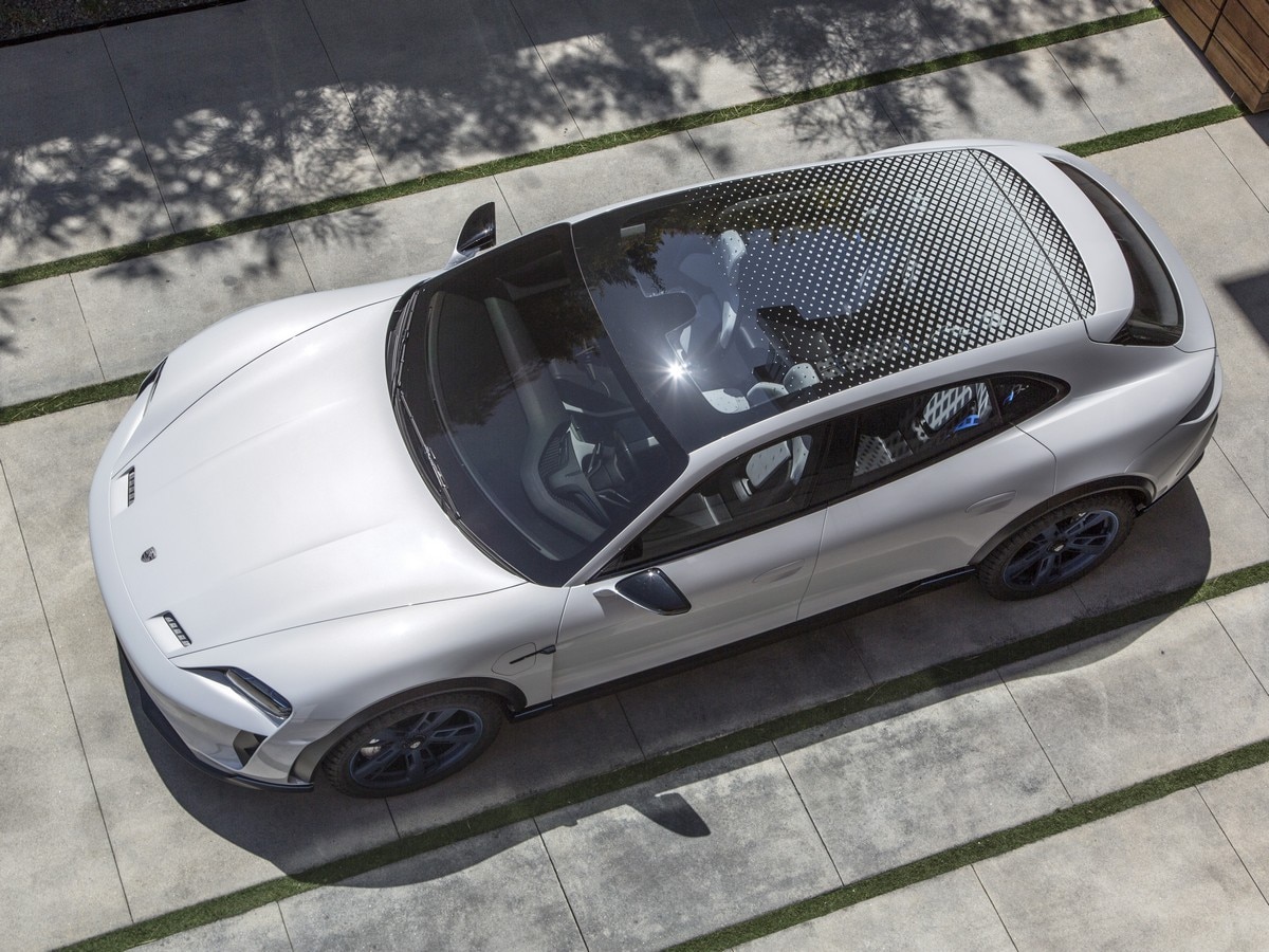 11b Porsche Mission E Cross Turismo Concept