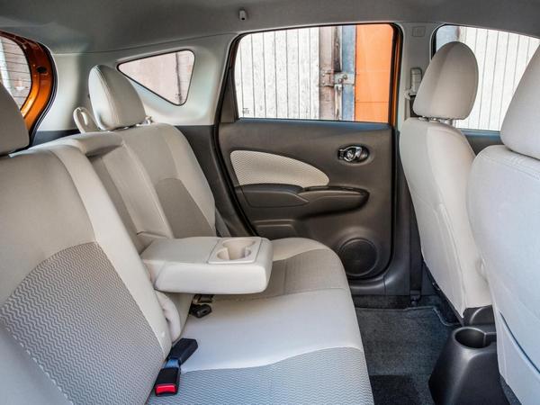 12 2017 Nissan Versa Note