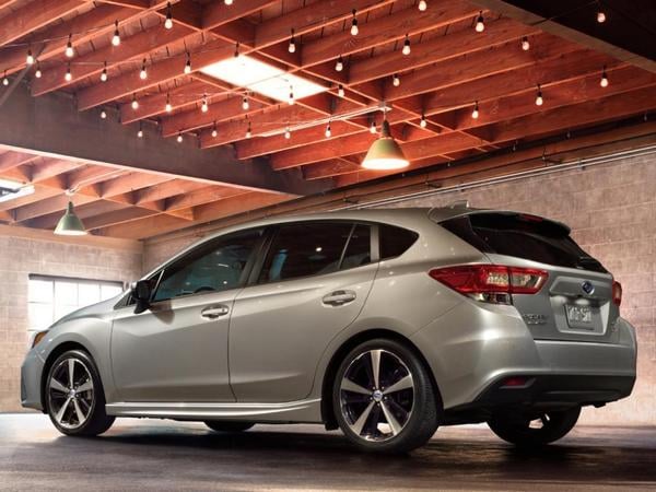 12 2017 Subaru Impreza 2 0 I Hatchback