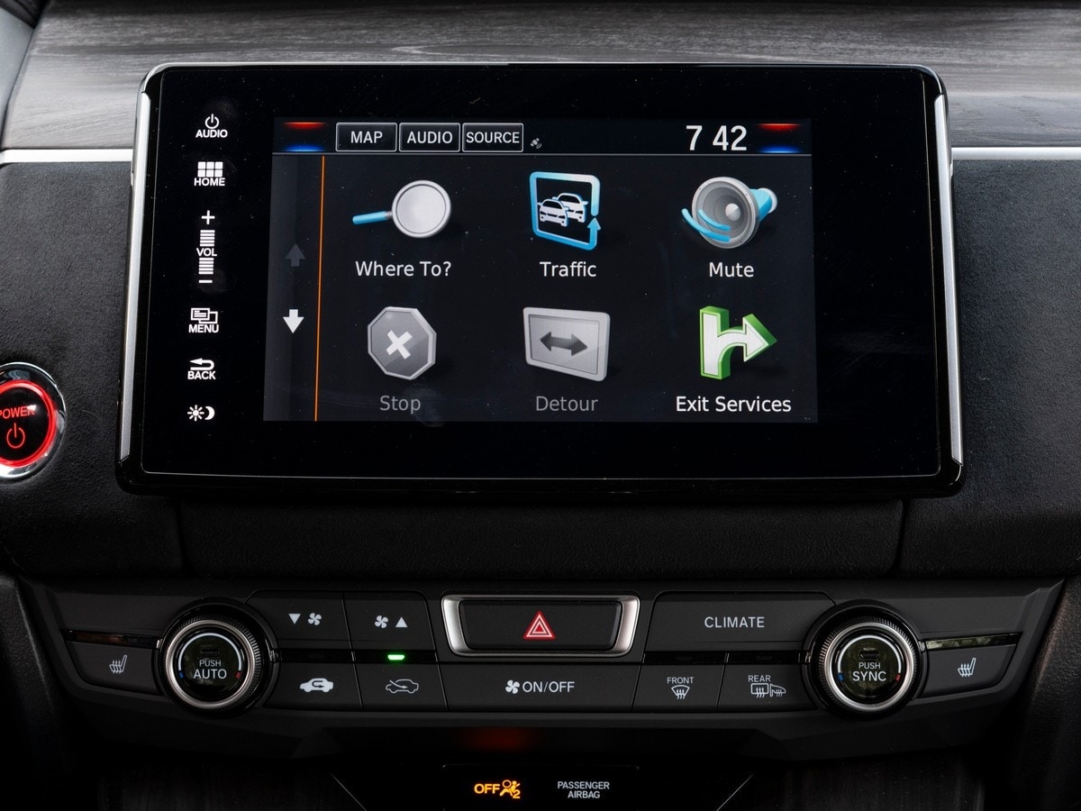 12-2019-honda-clarity-phev-bb-kbb-1