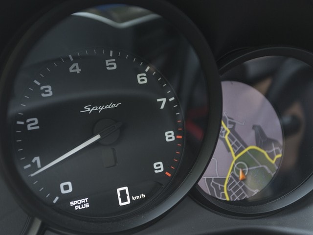 13 2016 Porsche Boxster Spyder Hawaii B