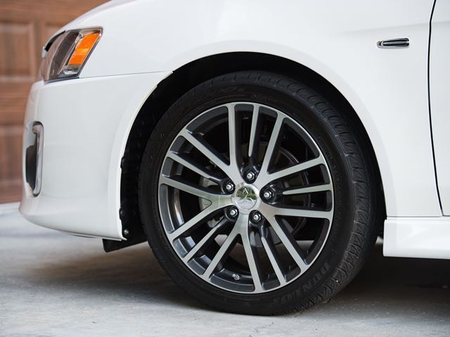 13 2017 Mitsubishi Lancer