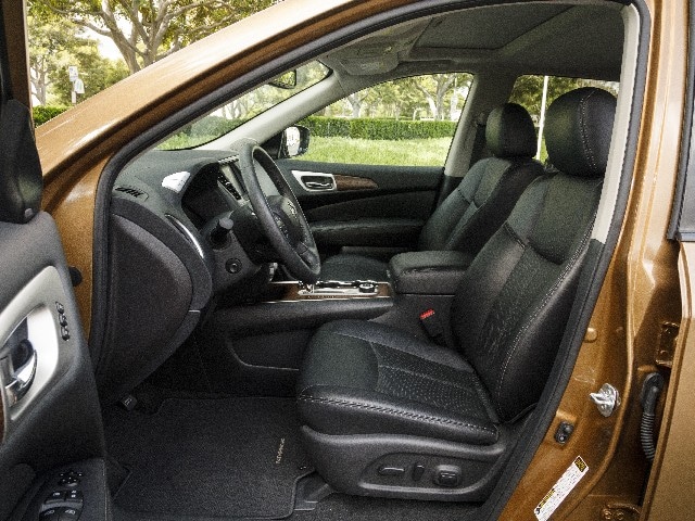 13 2017 Nissan Pathfinder Comparo