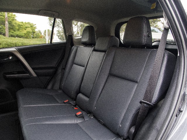 13 2017 Toyota Rav4 Comparo