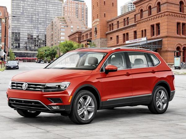 13 2018 Volkswagen Tiguan
