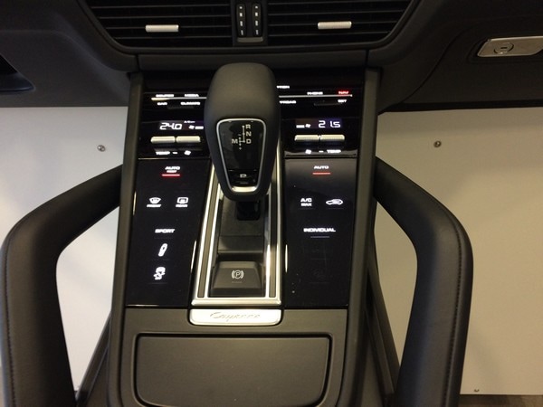 13 2019 Porsche Cayenne Preview