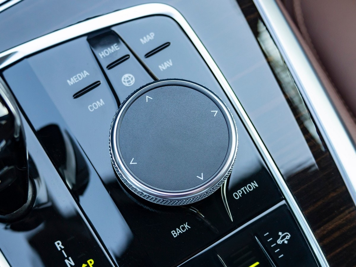 13-2019-bmw-x5-bb-kbb-1