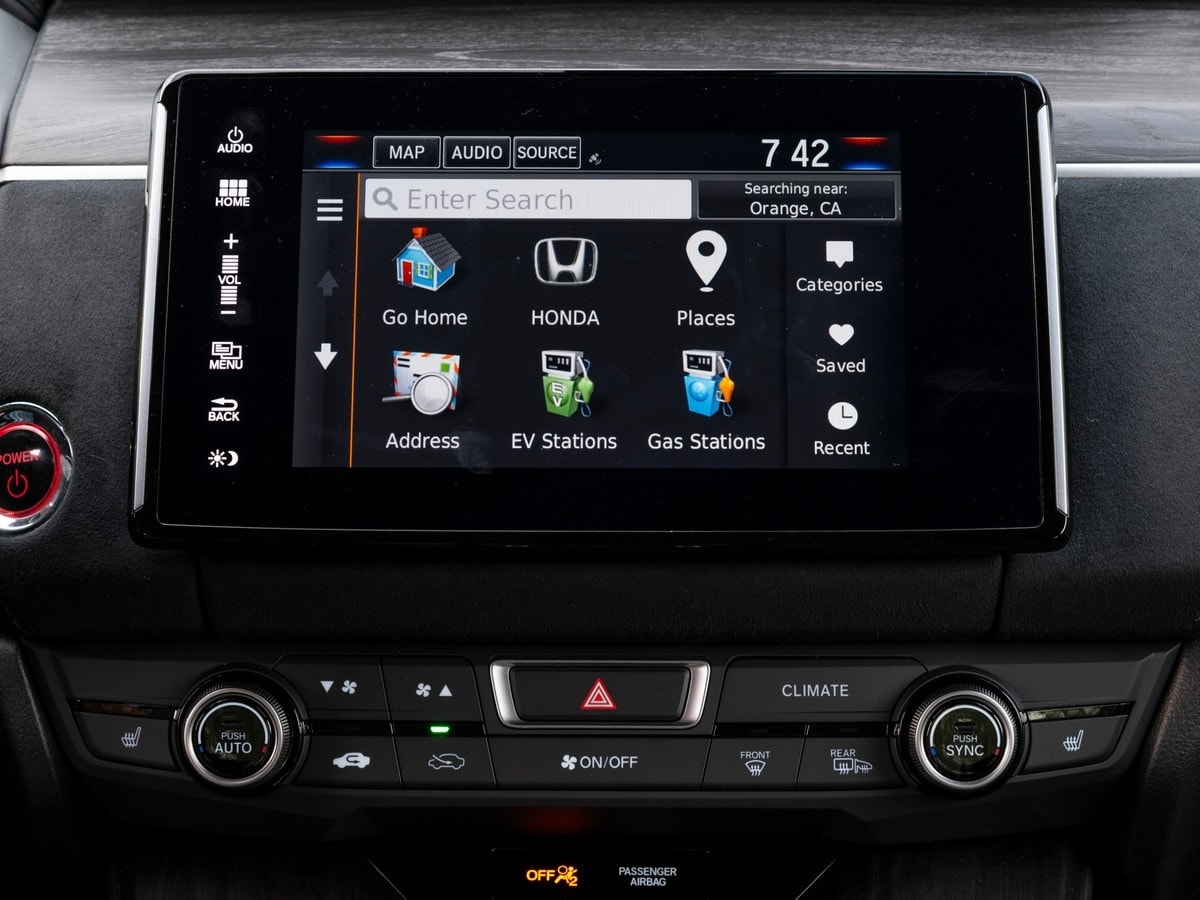 13-2019-honda-clarity-phev-bb-kbb-1