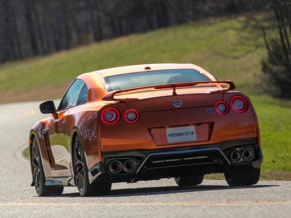 14 2017 Nissan Gtr