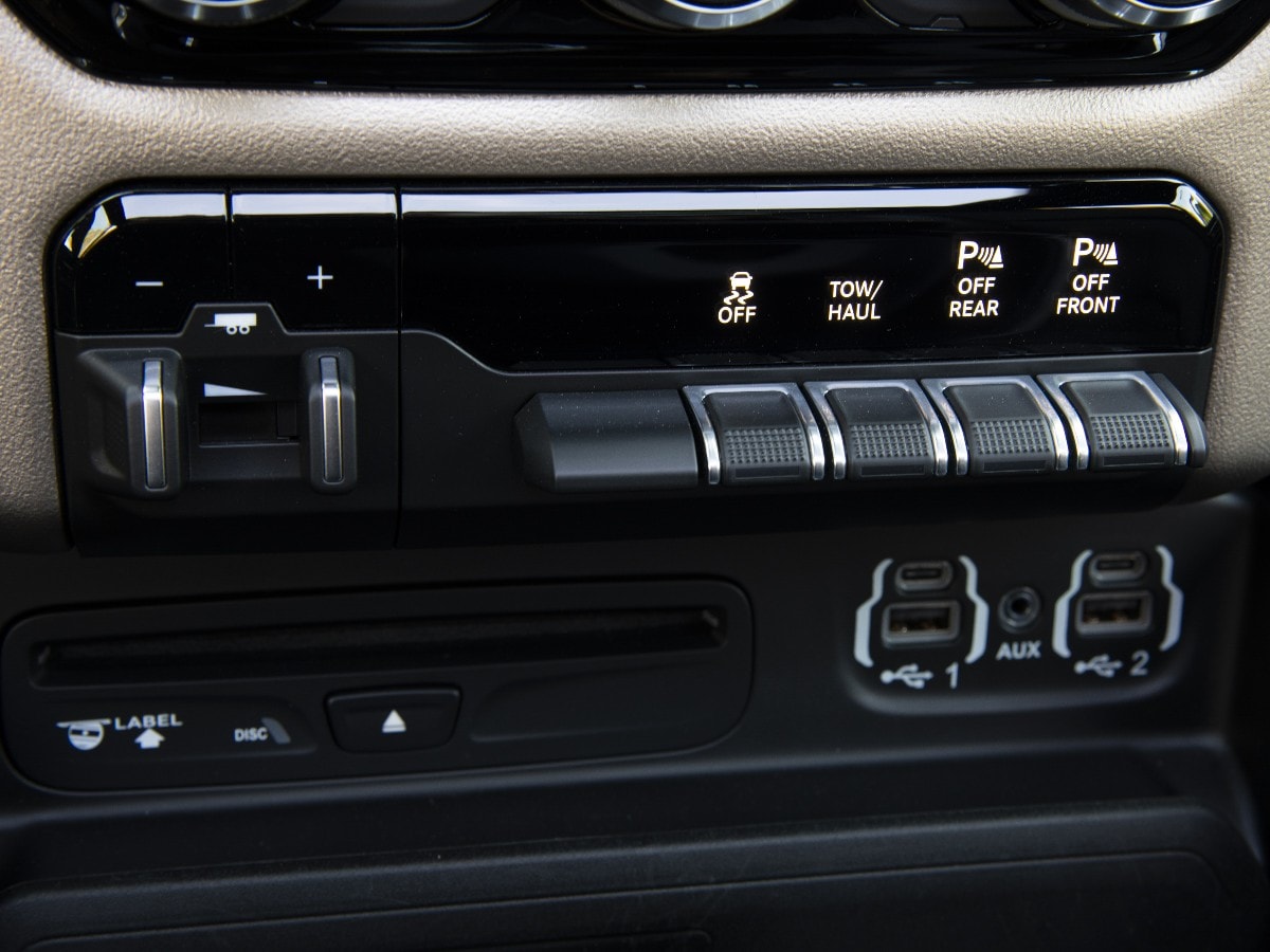 14 2019 Ram 1500 Kbb