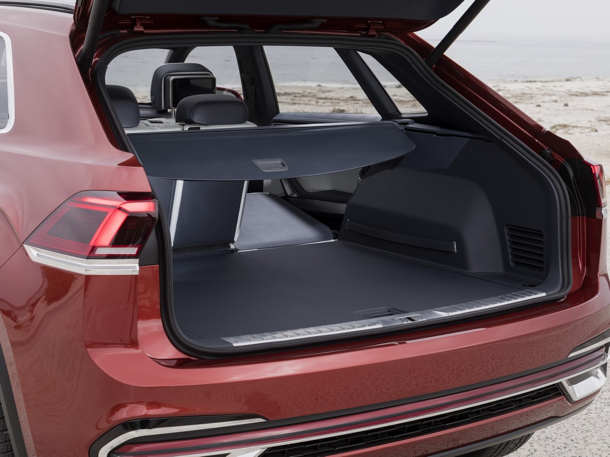 14 Volkswagen Atlas Cross Sport Concept