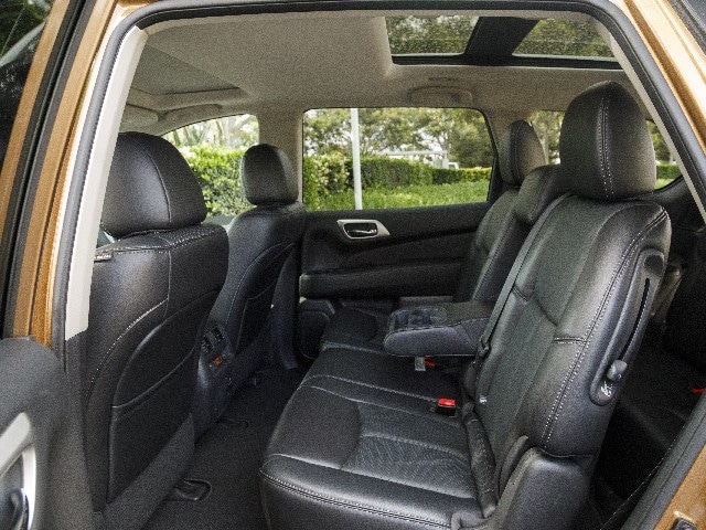 15 2017 Nissan Pathfinder Comparo