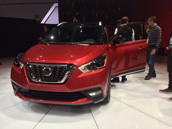 15 2018 Nissan Kicks Debut