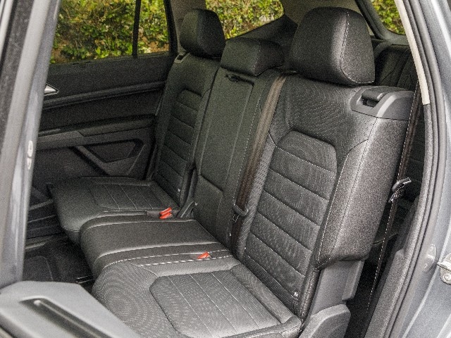 15 2018 Volkswagen Atlas Comparo