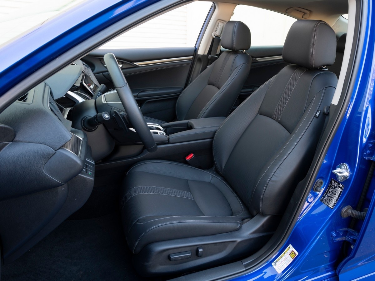 15-2019-honda-civic-bb-kbb-1