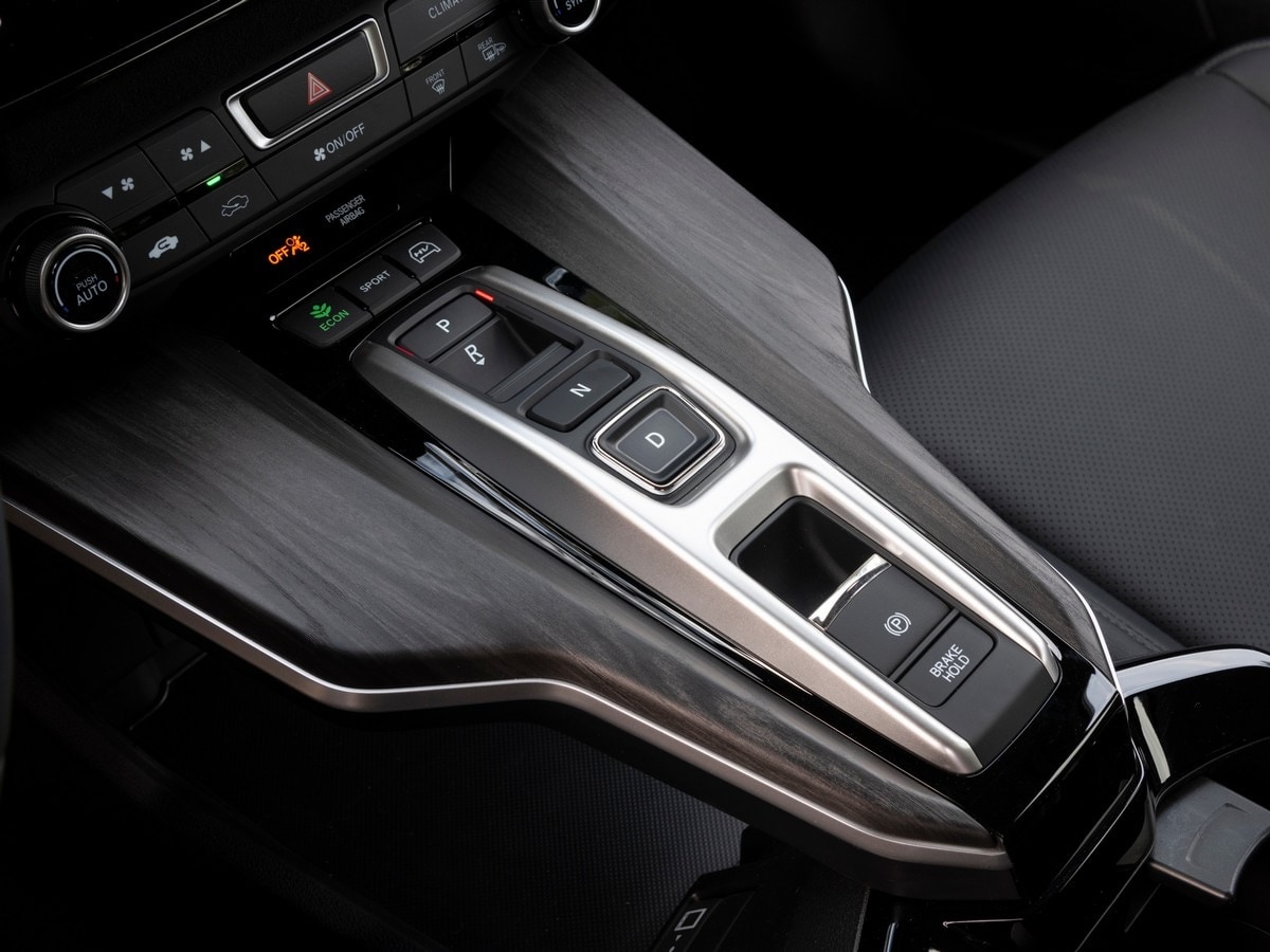 15-2019-honda-clarity-phev-bb-kbb-1