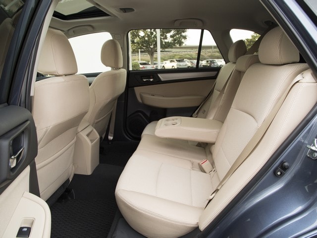 16 2016 Subaru Outback FC 640