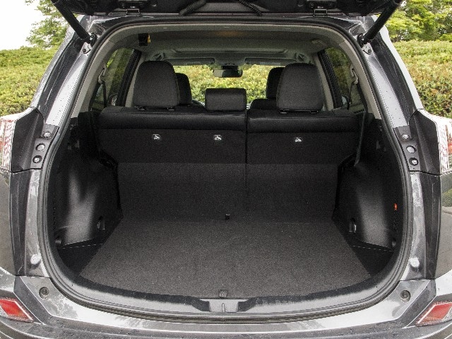 16 2017 Toyota Rav4 Comparo