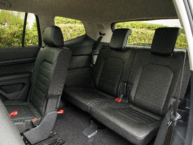 16 2018 Volkswagen Atlas Comparo