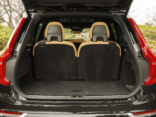 17 2017 Volvo Xc90 Comparo