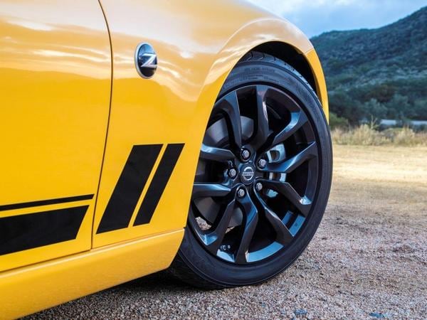 18 2018 Nissan 370z Heritage Edition