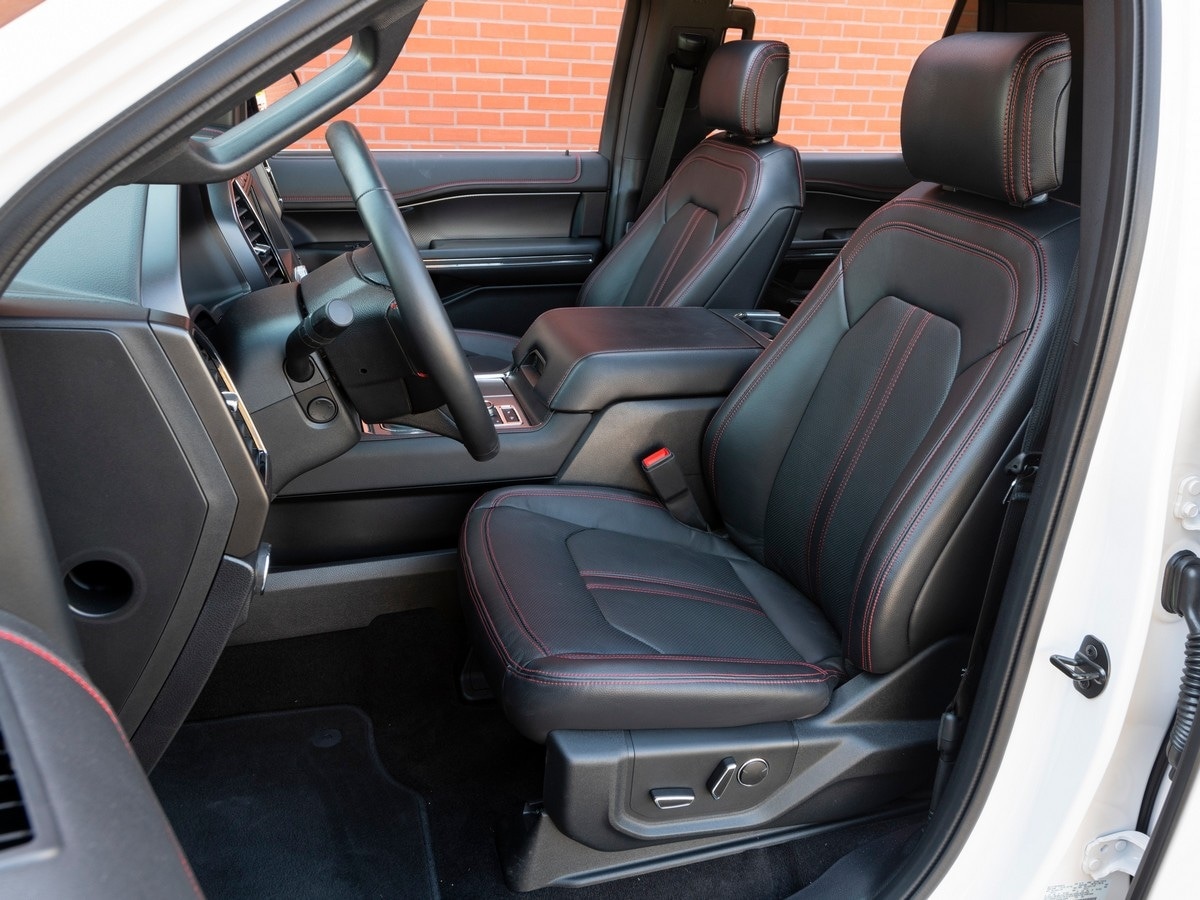 18-2019-ford-expedition-bb-kbb
