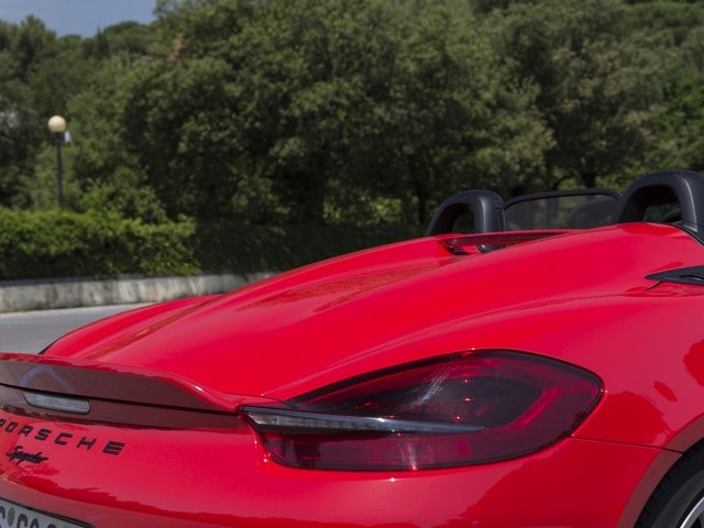 19 2016 Porsche Boxster Spyder Hawaii B