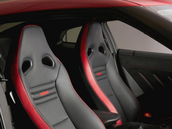 19 2017 Nissan Gt R Track Edition