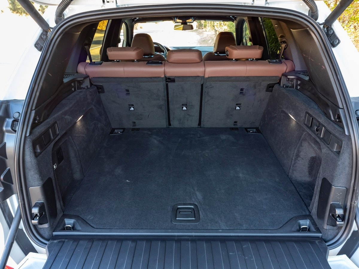 19-2019-bmw-x5-bb-kbb-1