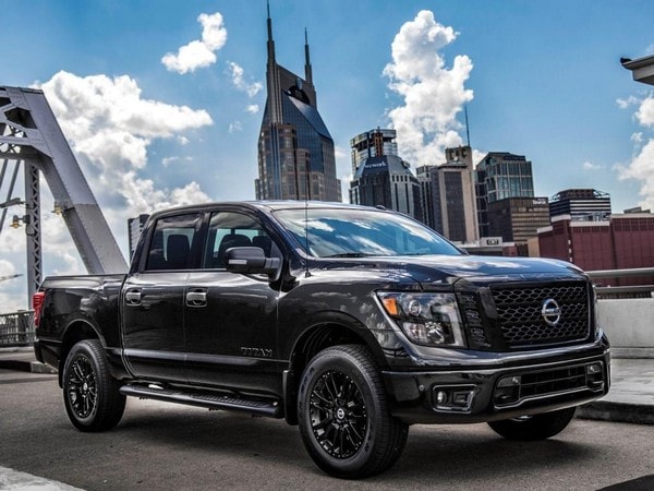 20 2018 Nissan Titan Midnight Edition