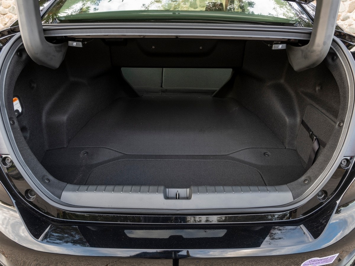 20-2019-honda-clarity-phev-bb-kbb-1