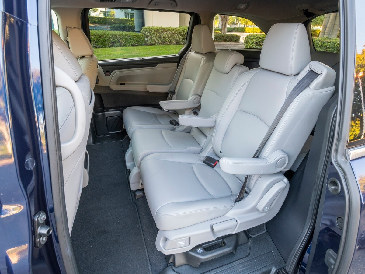 20-2019-honda-odyssey-bb-kbb
