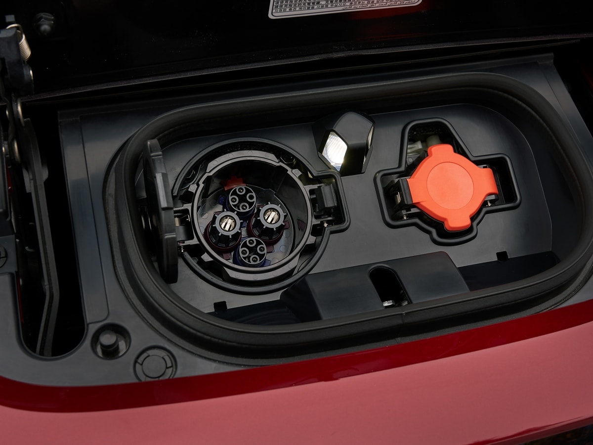 2018 Nissan Leaf 17