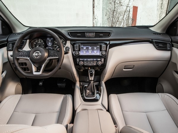 21 2017 Nissan Rogue Sport