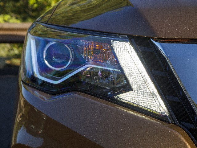 22 2017 Nissan Pathfinder Comparo