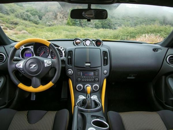 22 2018 Nissan 370z Heritage Edition