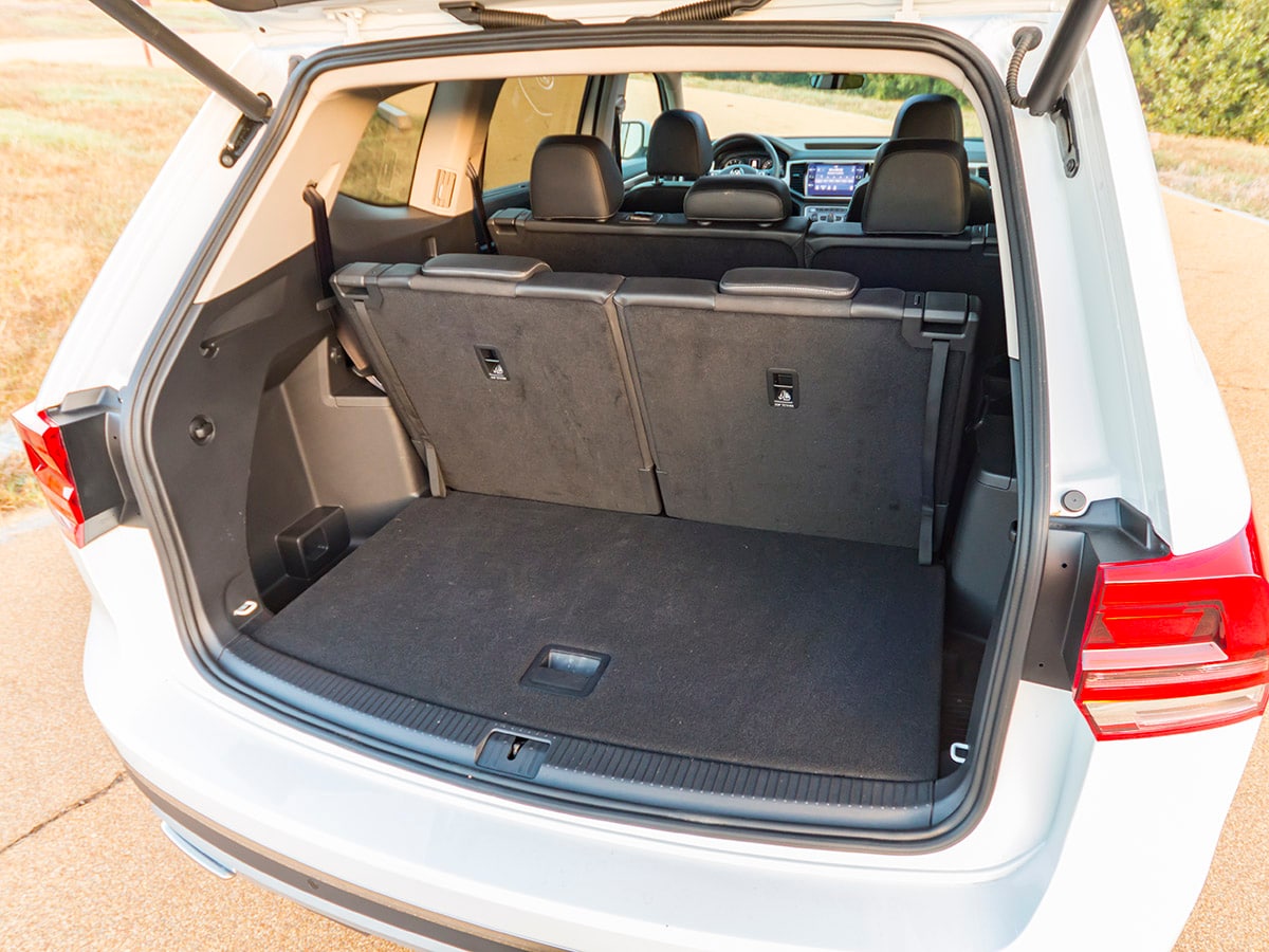 23 2018 Volkswagen Atlas Cargo KBB